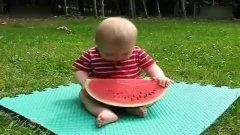 小孩吃瓜吃进鼻子,儿童意外事件引关注