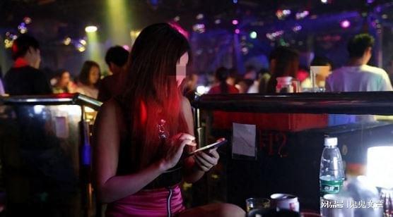 舞女吃瓜现场,揭秘娱乐圈幕后风云