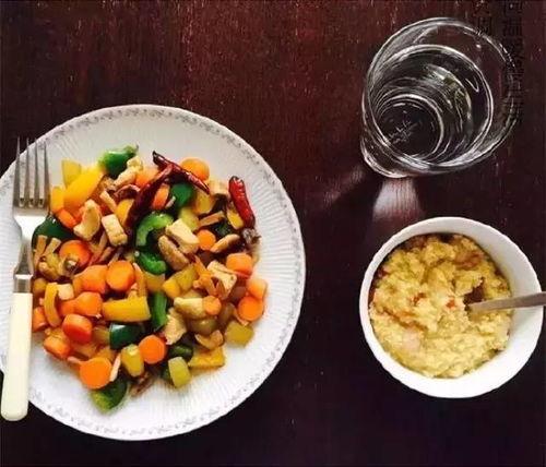 晚餐吃乳瓜,清新口感，营养满分