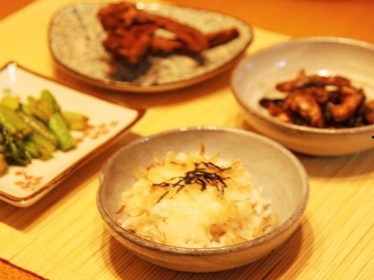 晚餐吃乳瓜,清新口感，营养满分