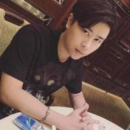 吃瓜主播爆大瓜什么意思,“吃瓜主播爆大瓜”背后的故事