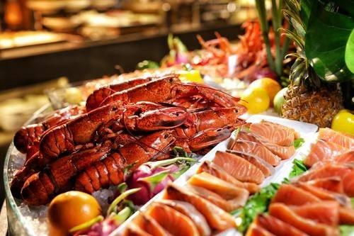 吃瓜群众烤海鲜,吃瓜群众的热辣狂欢