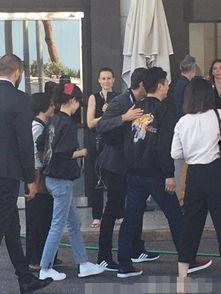 嫣然吃瓜,揭秘娱乐圈幕后真相