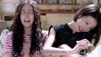 妹妹吃瓜动作,萌态尽显