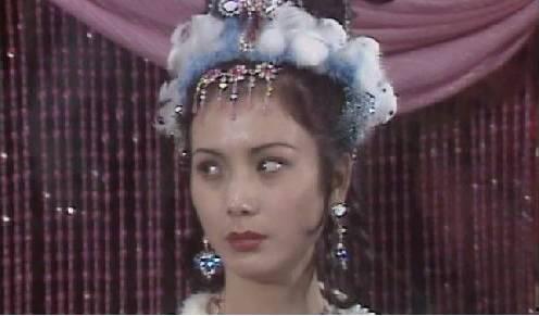 玉面狐狸吃瓜,玉面狐狸的瓜田奇遇记