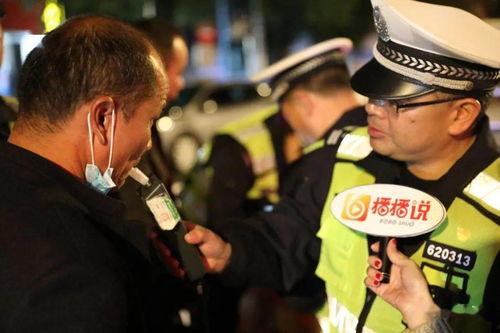 吃瓜群众围观哈基米吃瓜,围观群众热议不断