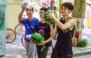 吃大瓜学校,探寻校园里的美食传奇