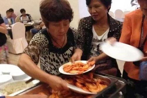 云南大娘吃瓜视频