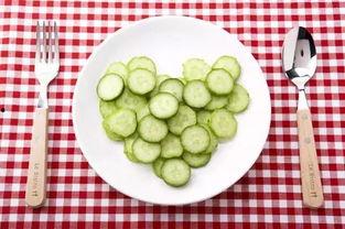 吃瓜配甘蔗,吃瓜配甘蔗，夏日消暑新风尚