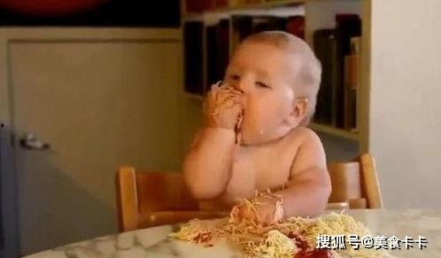 凯凯奶奶吃瓜,田园时光里的甜蜜与欢乐