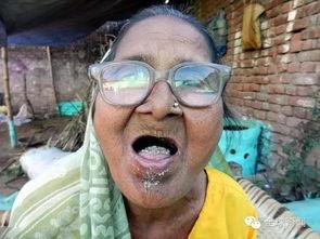 凯凯奶奶吃瓜,田园时光里的甜蜜与欢乐