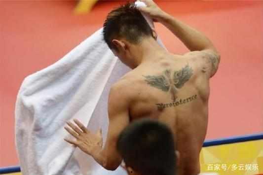 男纹身师吃瓜,揭秘男纹身师的生活点滴