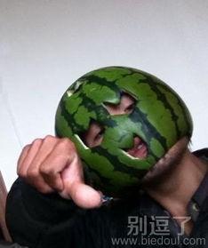 搞笑吃瓜吃瓜图片,带你领略欢乐瞬间