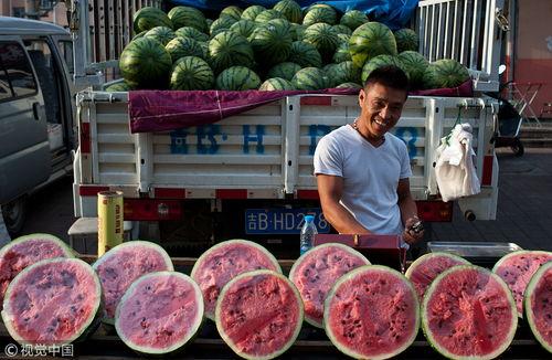 深圳吃瓜群众,揭秘城市生活百态