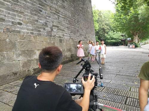 吃瓜群众ee摄影师,镜头下的光影世界