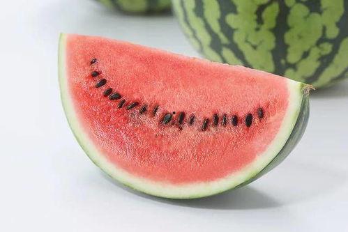 吃瓜还美颜,揭秘网红美食新潮流