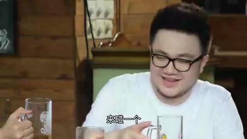 路人吃瓜指南,轻松掌握娱乐圈热点，成为社交达人