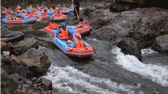 仙人谷漂流吃瓜