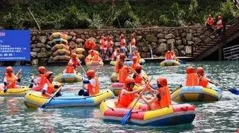 仙人谷漂流吃瓜