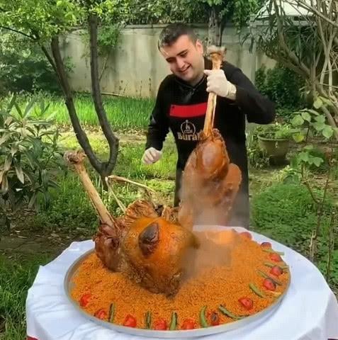 辣椒哥吃鸵鸟瓜,勇闯鸵鸟瓜美食之旅