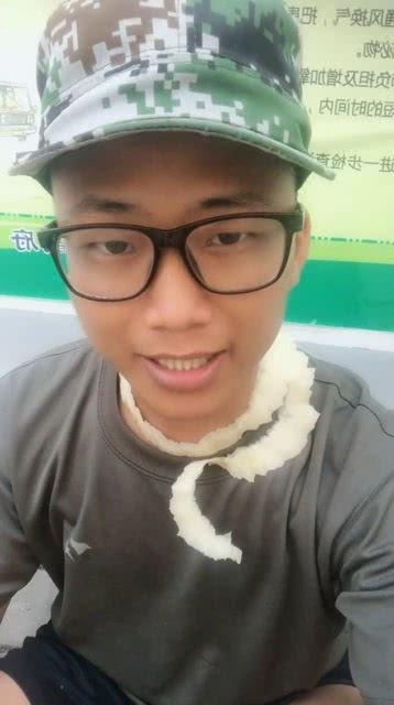 化妆唠嗑 吃瓜,化妆唠嗑，吃瓜群众揭秘幕后故事