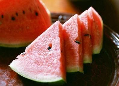 吃小瓜可以喝酒吗,适量饮酒的乐趣与注意事项  第3张