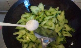 吃虎皮脆瓜,舌尖上的美味探险之旅  第2张