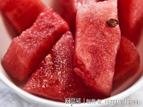 天地粮人吃瓜,共享瓜果飘香时光  第2张