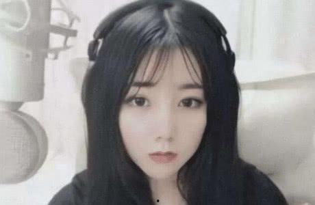 吃柠檬吐瓜主播,揭秘吃柠檬吐瓜主播的趣味直播之旅  第2张