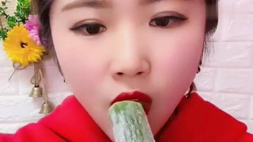 吃瓜女最美,揭秘瓜界女神的时尚魅力  第1张